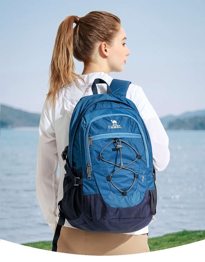 学生の必需品 アウトドア防水リュック