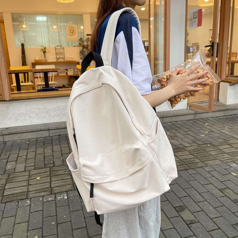 シンプル防水リュック