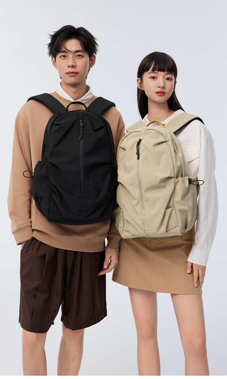 都会派シンプル防水リュック