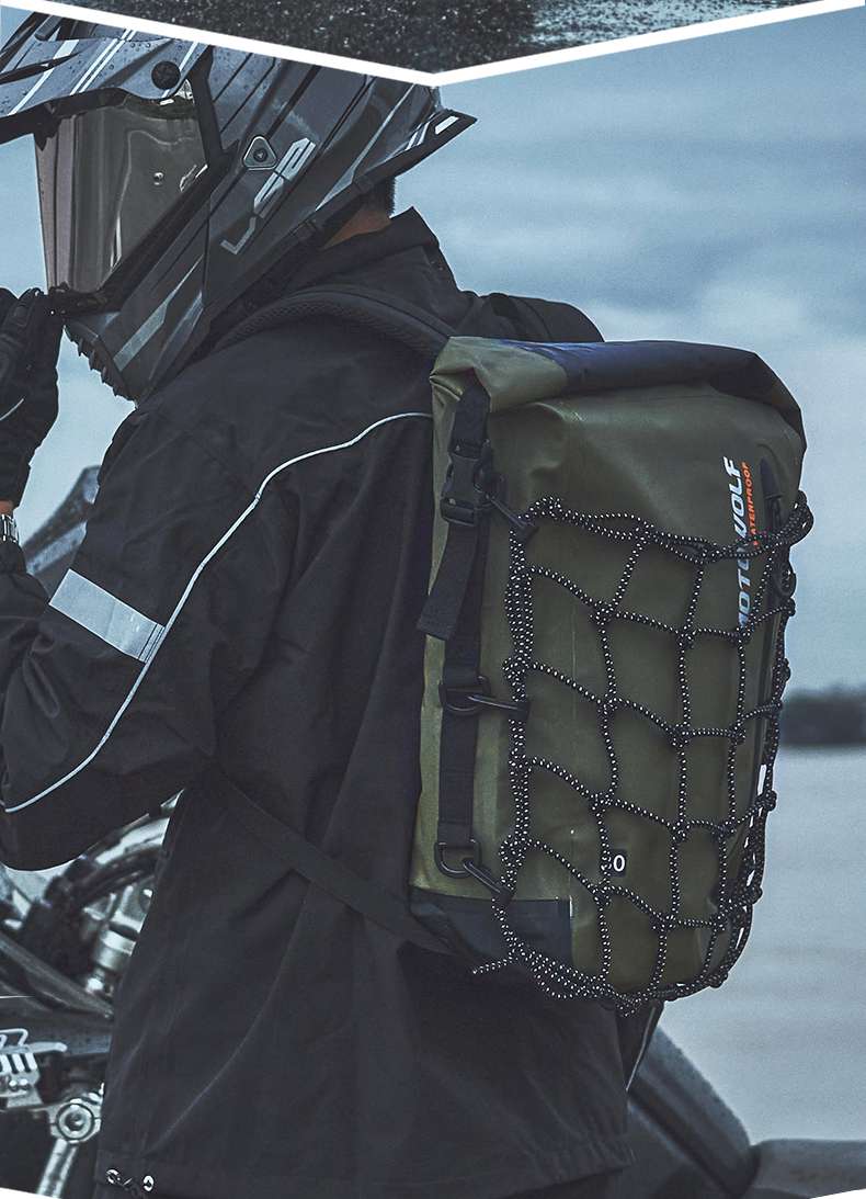 防水リュック 全天候型ライダーズバックパック