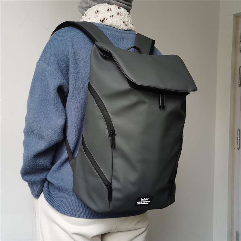 シンプル防水リュックサック