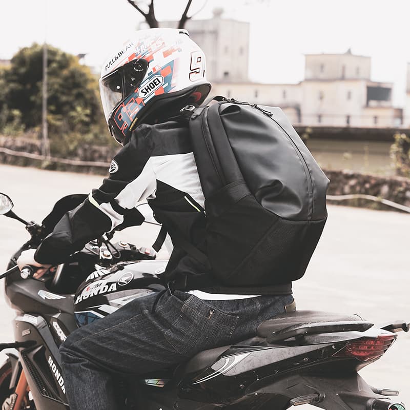 ライダー専用全天候型防水リュック